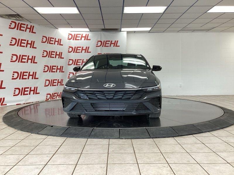 New 2026 Gray Hyundai SEL Sport image 2