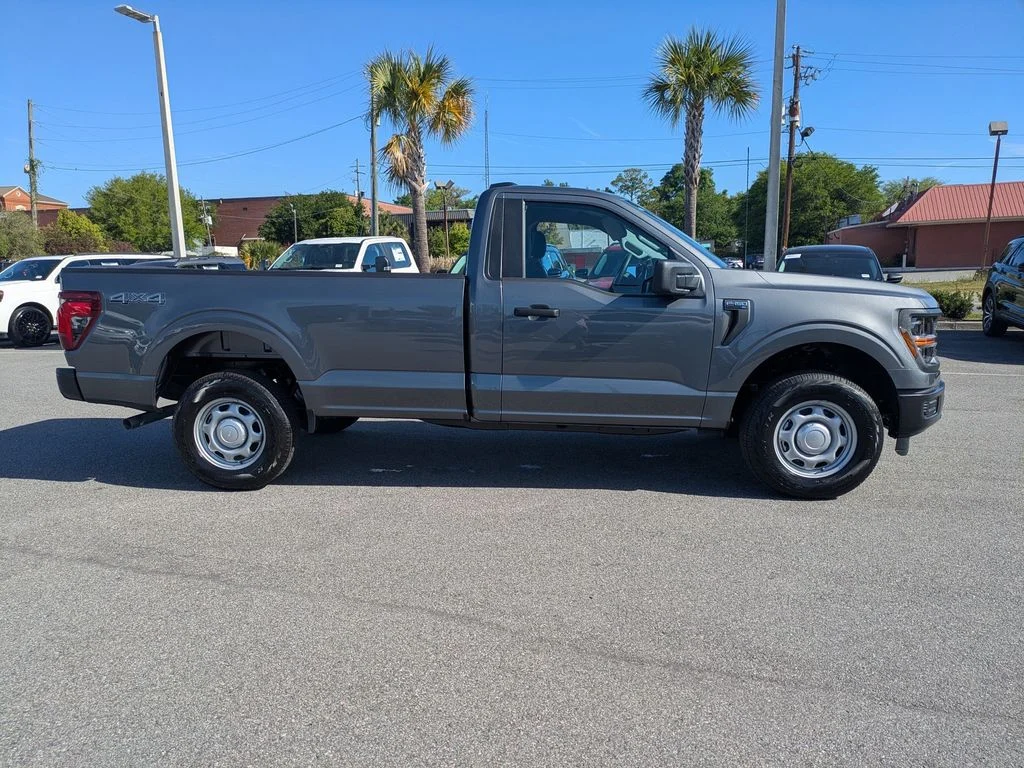 New 2026 Carbonized Gray Metallic Ford XL image 3