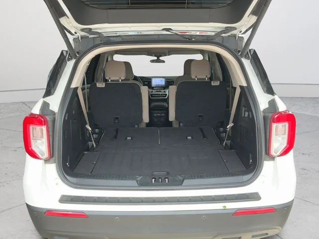 Used 2022 White Ford XLT image 24