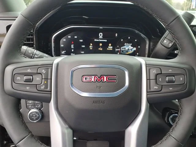2025 GMC Sierra 2500HD SLT - Photo 10