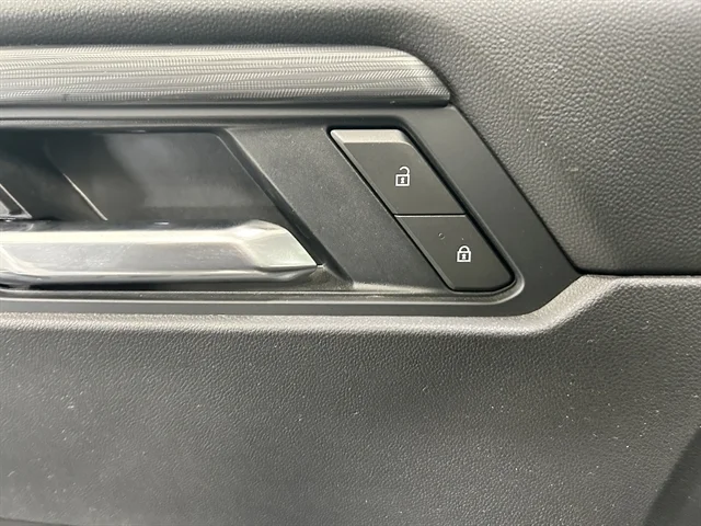 Used 2025 BLACK GMC FWD Elevation image 25
