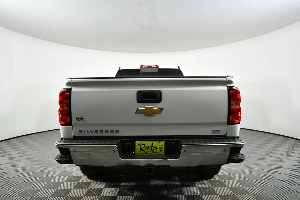 Used 2015 White Chevrolet LTZ image 12
