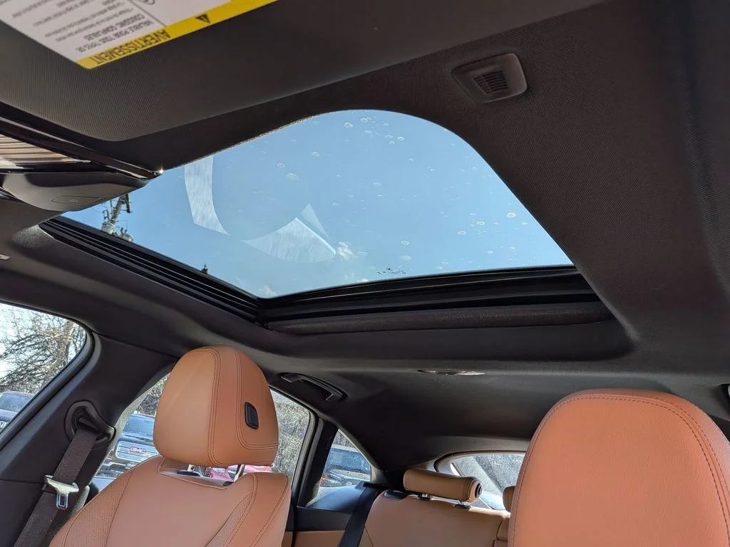 Used 2024 White BMW xDrive40 image 13
