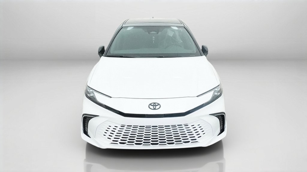 New 2026 Wind Chill Pearl with Midnight Black Metallic roof Toyota XSE image 32