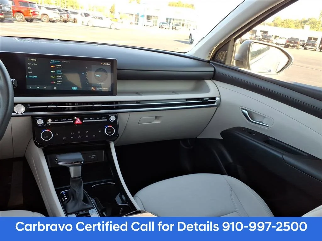 Used 2026 White Hyundai SEL image 25