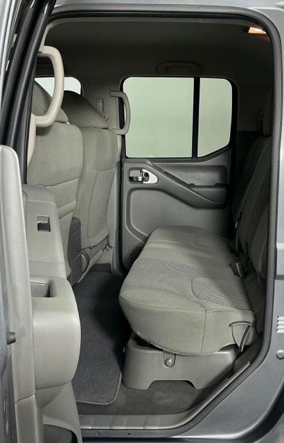 Used 2021 Gray Nissan SV image 21