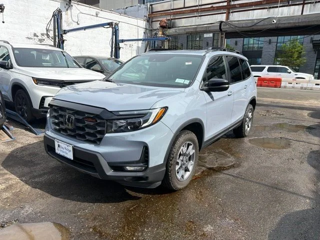 2023 Honda Passport 3.5 TrailSport 4WD Auto's photo