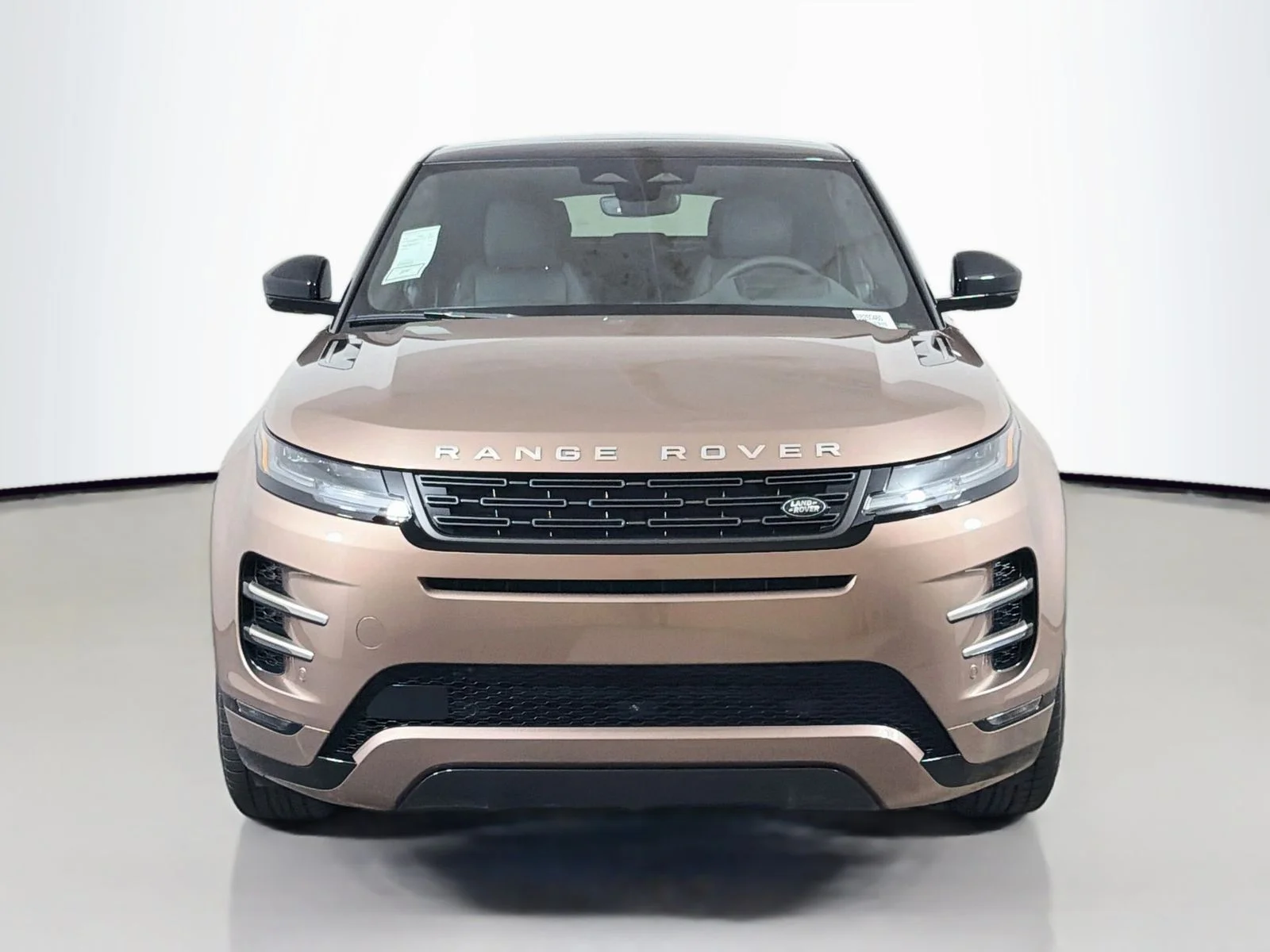 New 2026 Corinthian Bron Land Rover Hoxton Edition image 8