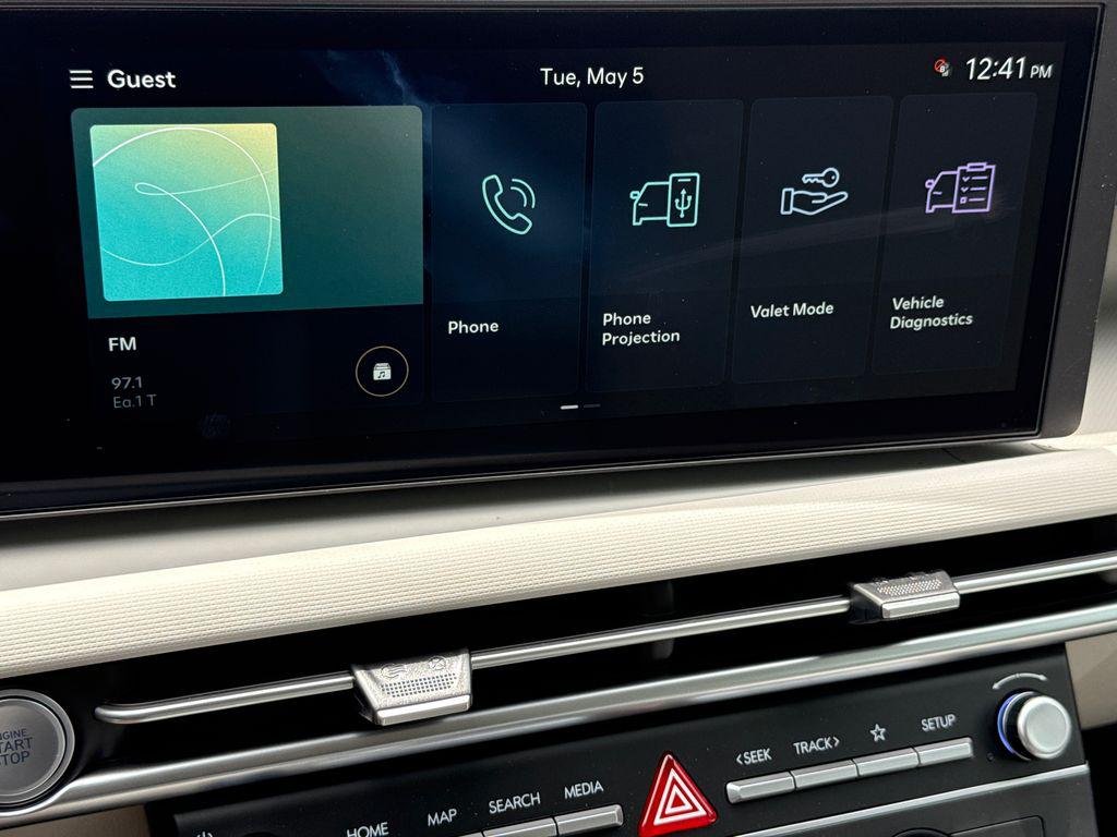 New 2026 White Hyundai SE FWD image 23