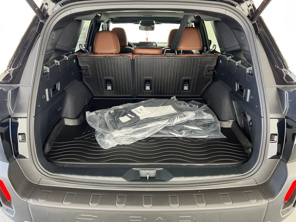 New 2026 CRYSTAL BLACK SILICA Subaru Touring XT image 25