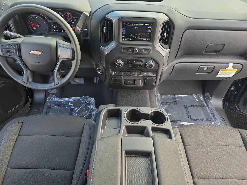 2026 Chevrolet Silverado 2500 HD Custom - Photo 9