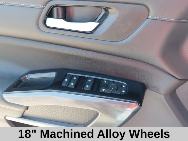 Used 2026 Gun Metallic Nissan SL image 15