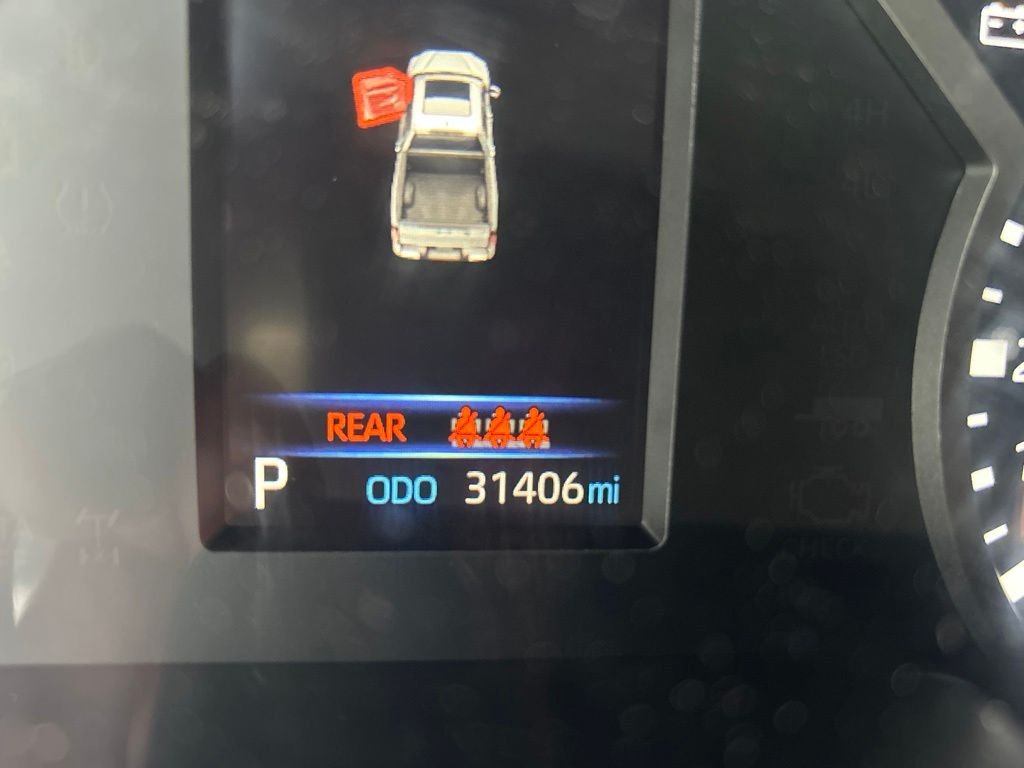 Used 2023 Green Toyota SR5 image 12