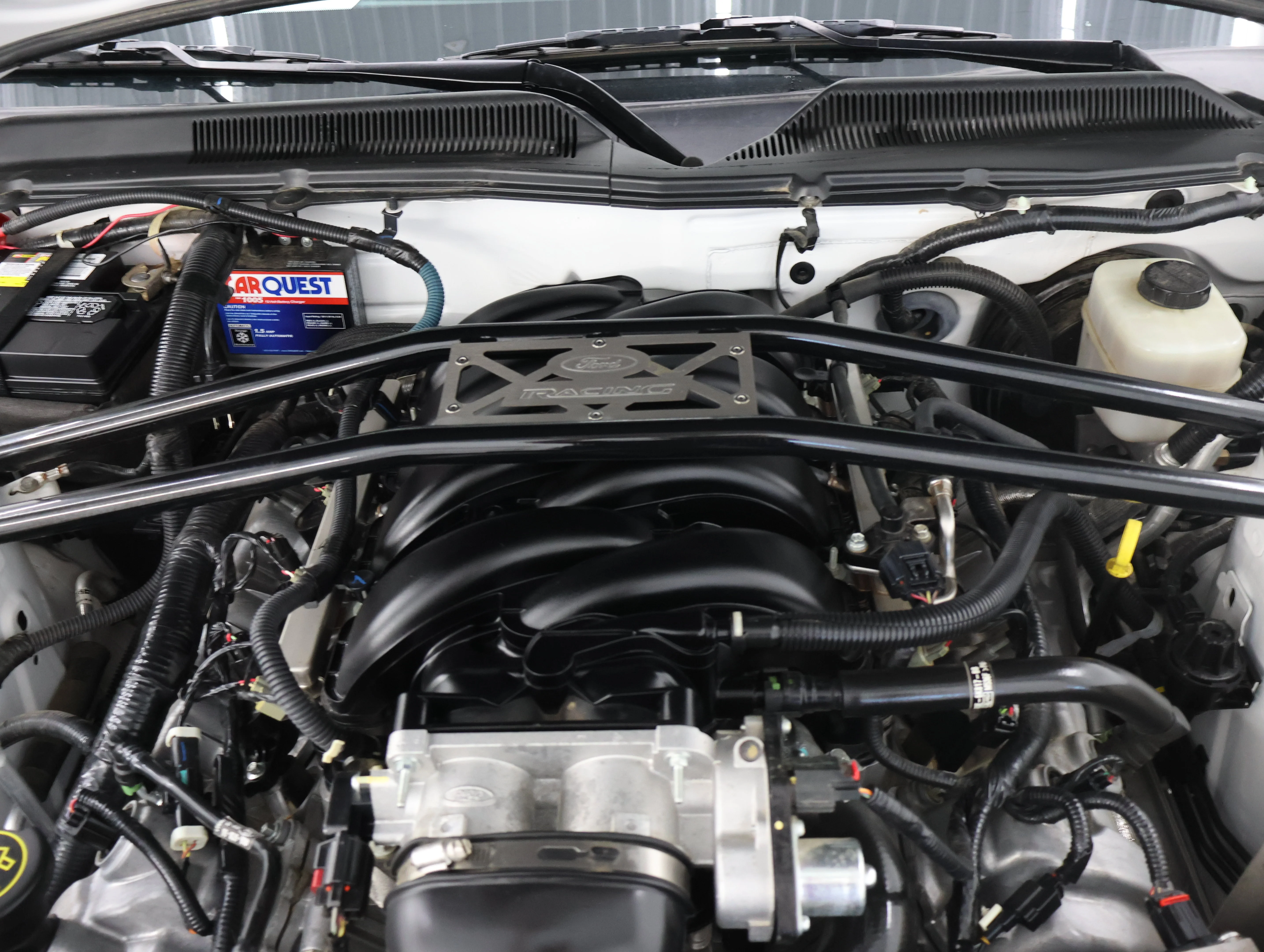 Used 2007 Performance White Ford GT Premium image 18