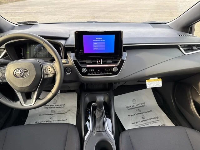 2026 Toyota Corolla SE - Photo 19