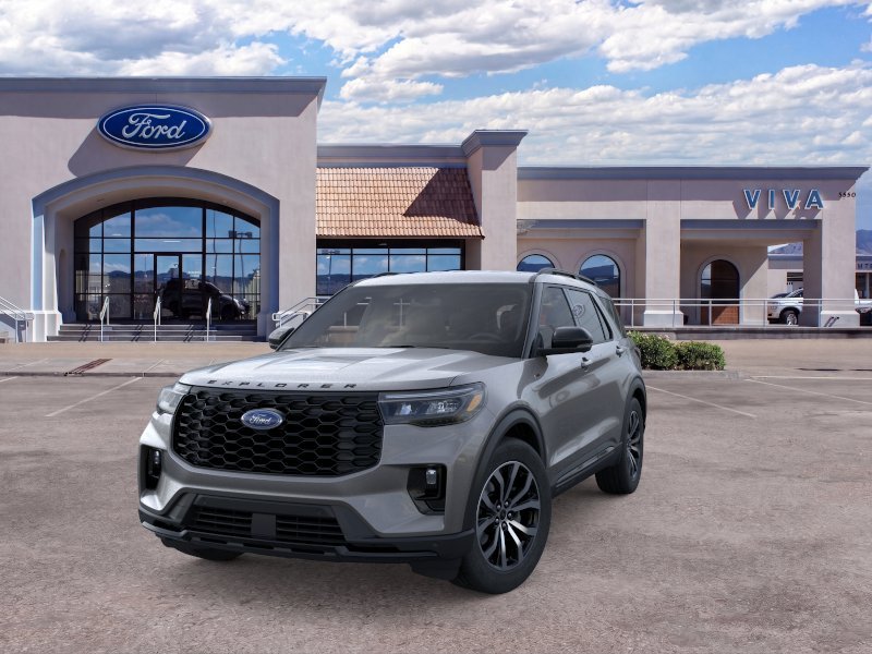 New 2026 Carbonized Gray Metallic Ford ST-Line image 2