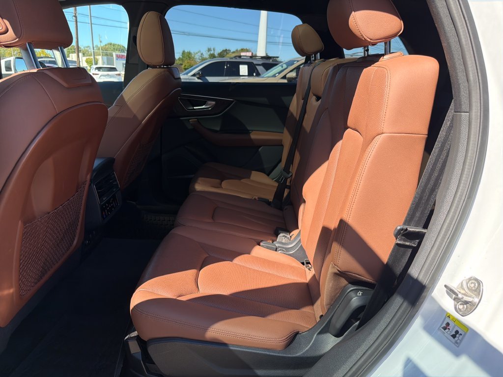 Used 2021 White Audi 45 Premium Plus image 15