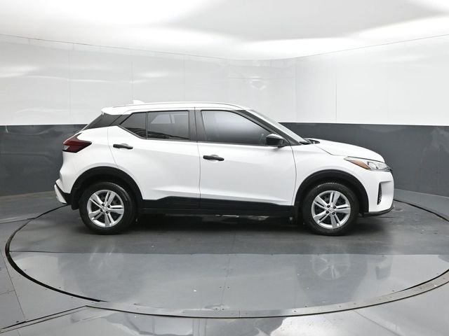 Used 2024 White Nissan S image 15