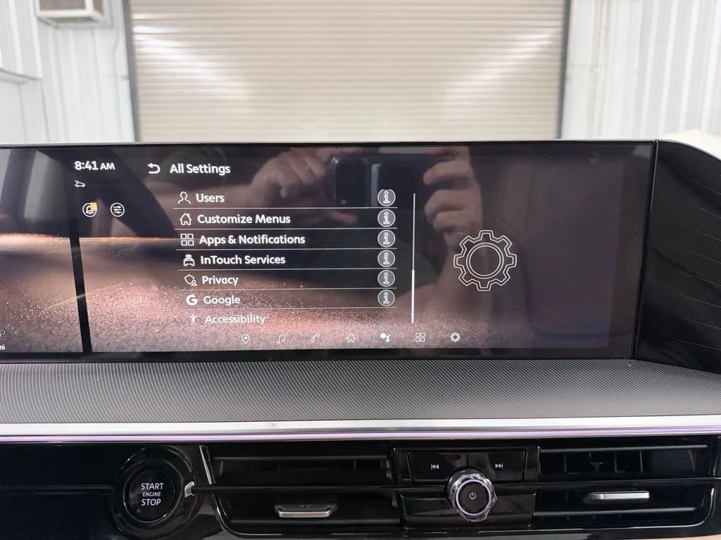 New 2027 RADIANT WHITE INFINITI Luxe 2WD image 30
