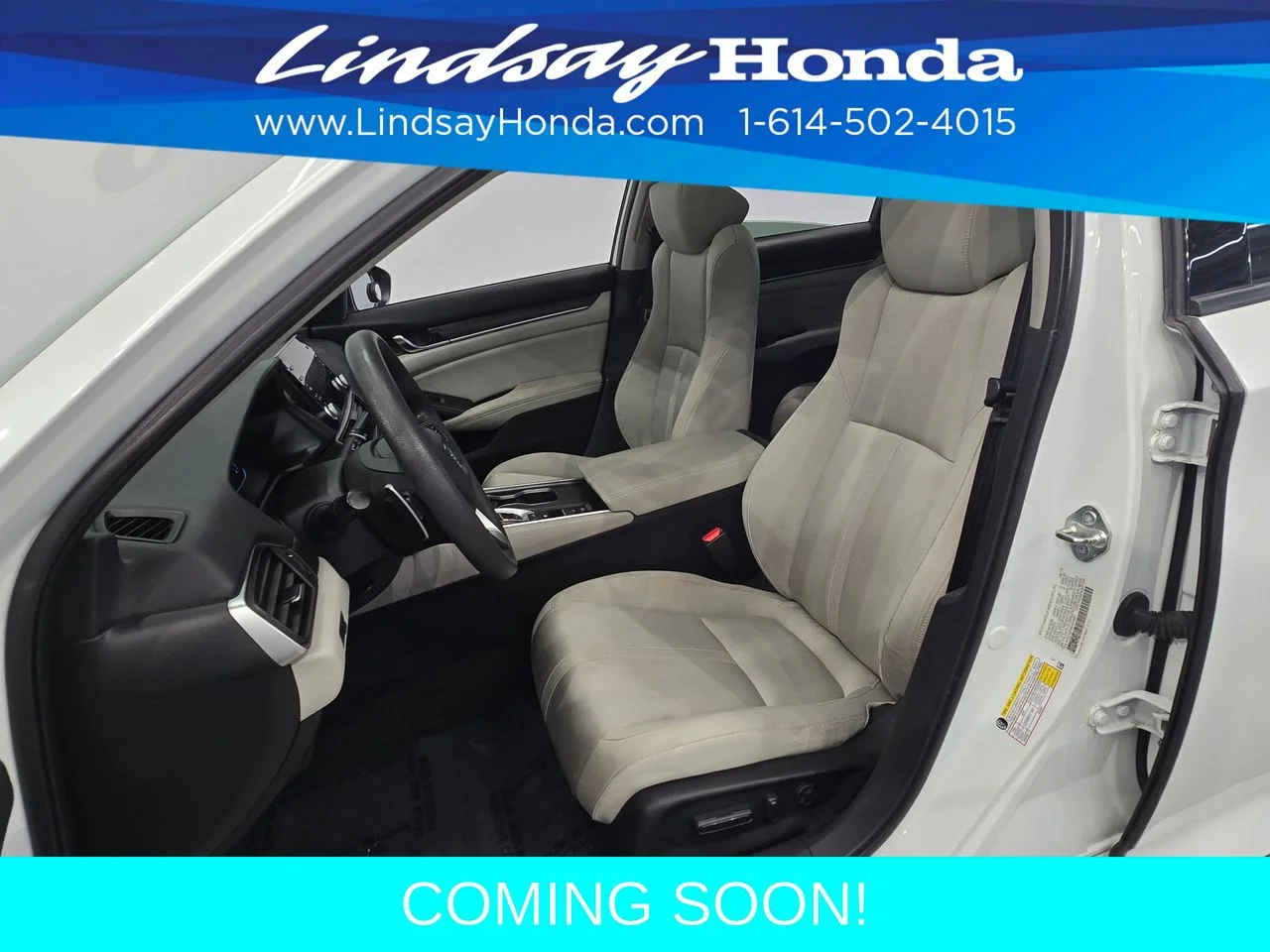 Used 2018 White Orchid Pearl Honda EX image 11