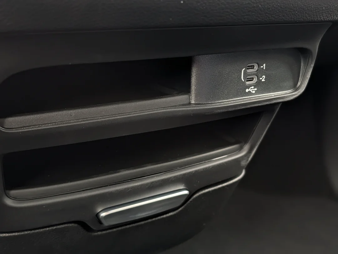 New 2027 Black Chrysler Select - - AWD - Customer Preferred Pkg 27L - Safety Sphere - Full Sunroof & More! image 21