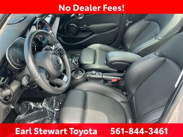 Used 2023 Gray MINI Signature image 26