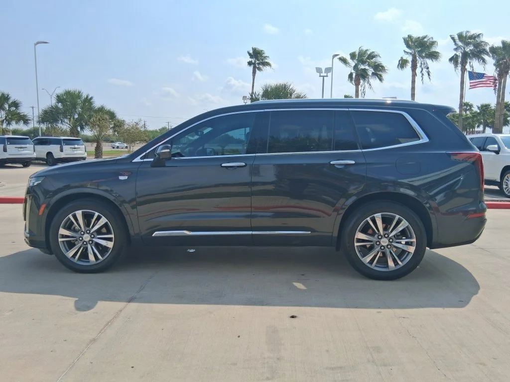 Used 2020 MANHATTAN NOIR METALLIC Cadillac FWD Premium Luxury image 3
