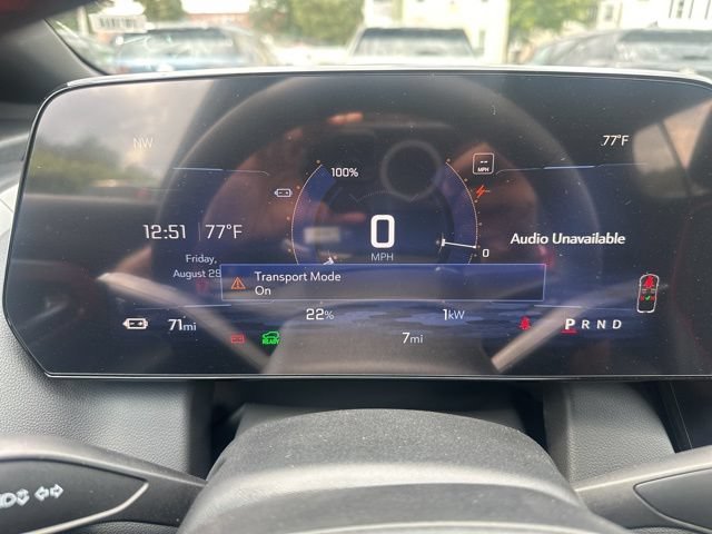 2025 Chevrolet Equinox EV RS - Photo 9