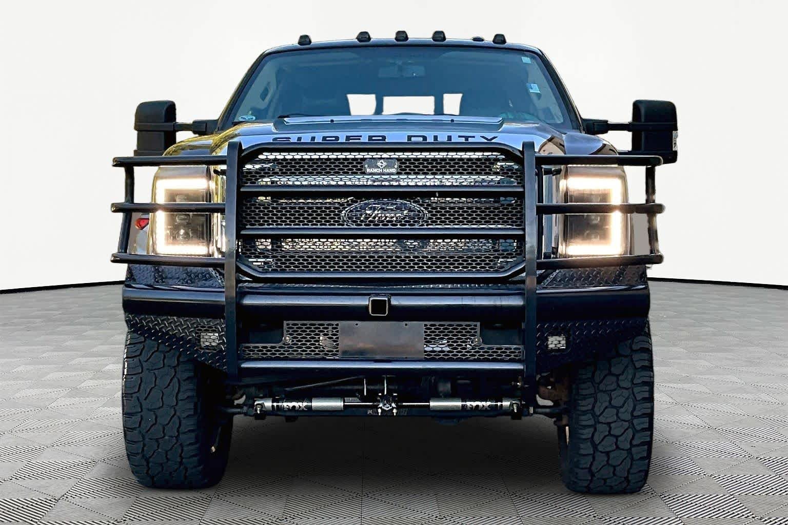 Used 2016 Shadow Black Ford Lariat image 3