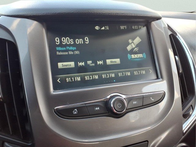 Used 2018 Summit White Chevrolet LT image 17