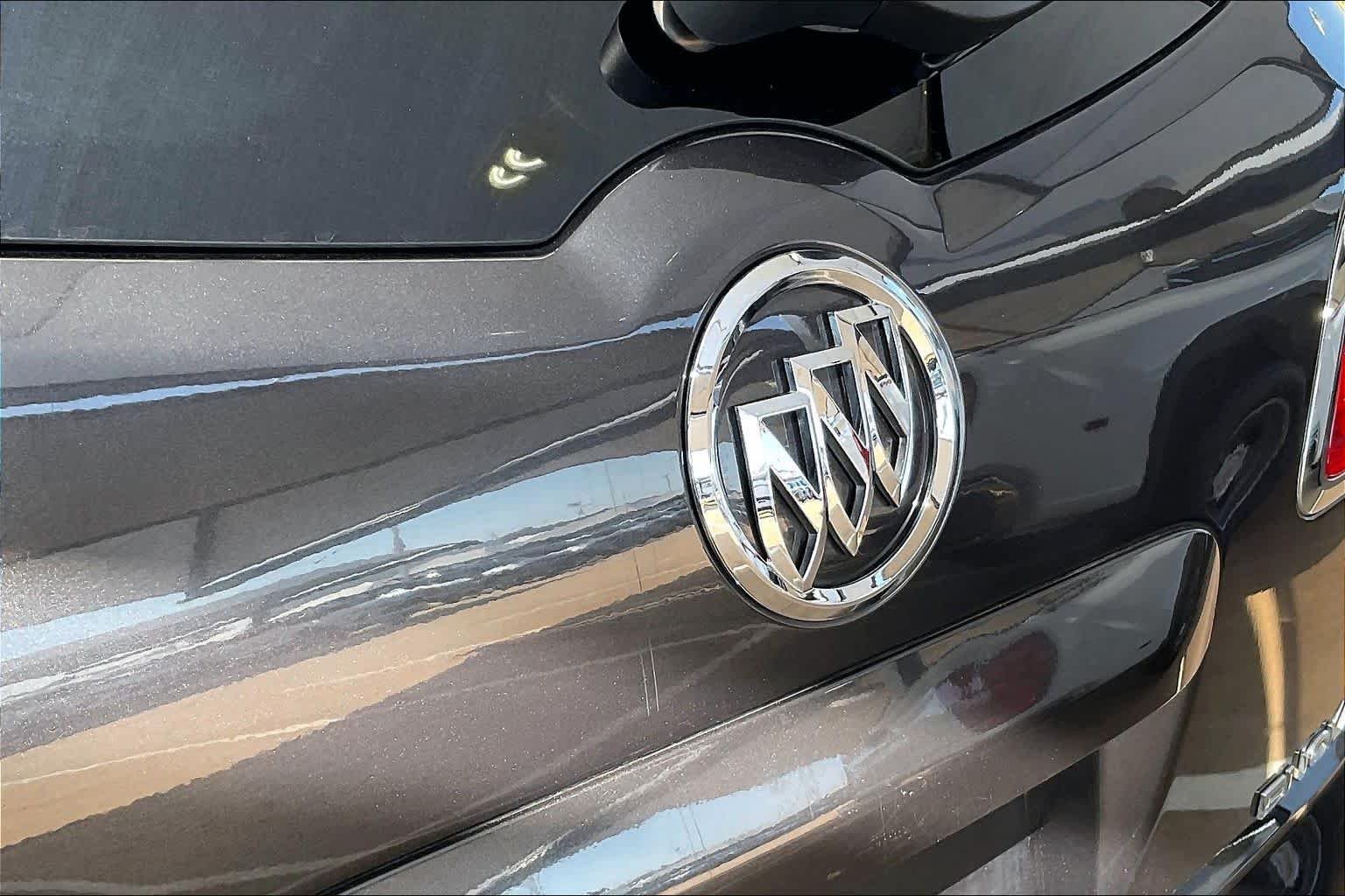 Used 2015 Iridium Metallic Buick Leather image 28