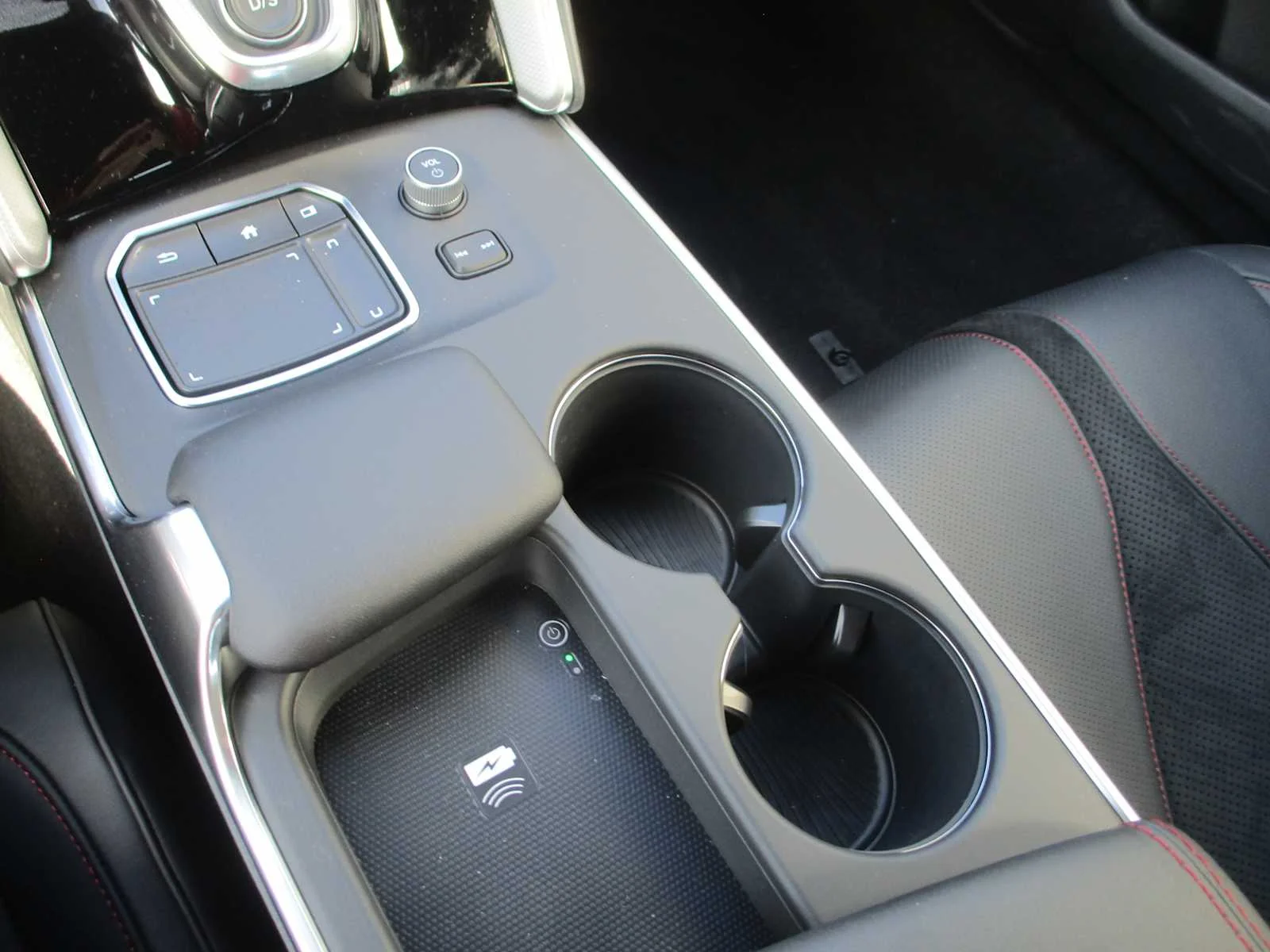 Used 2025 Majestic Black Pearl Acura w/A-Spec Package image 22