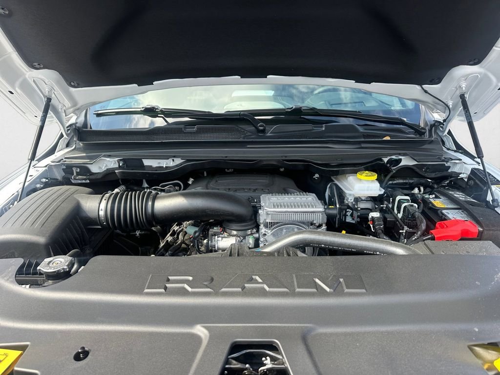 New 2026 Bright White Clear-Coat Exterior Paint RAM Laramie image 14