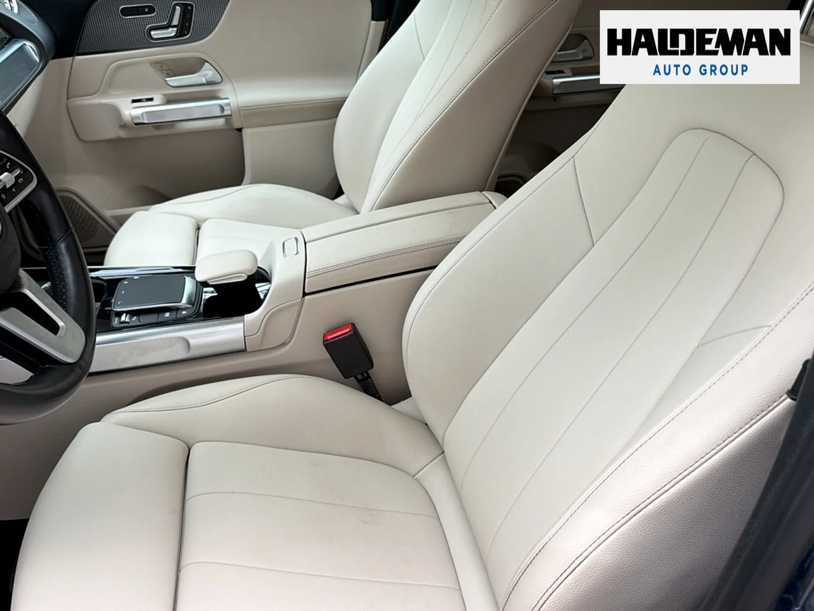 Used 2021 Blue Mercedes-Benz 4MATIC® image 6