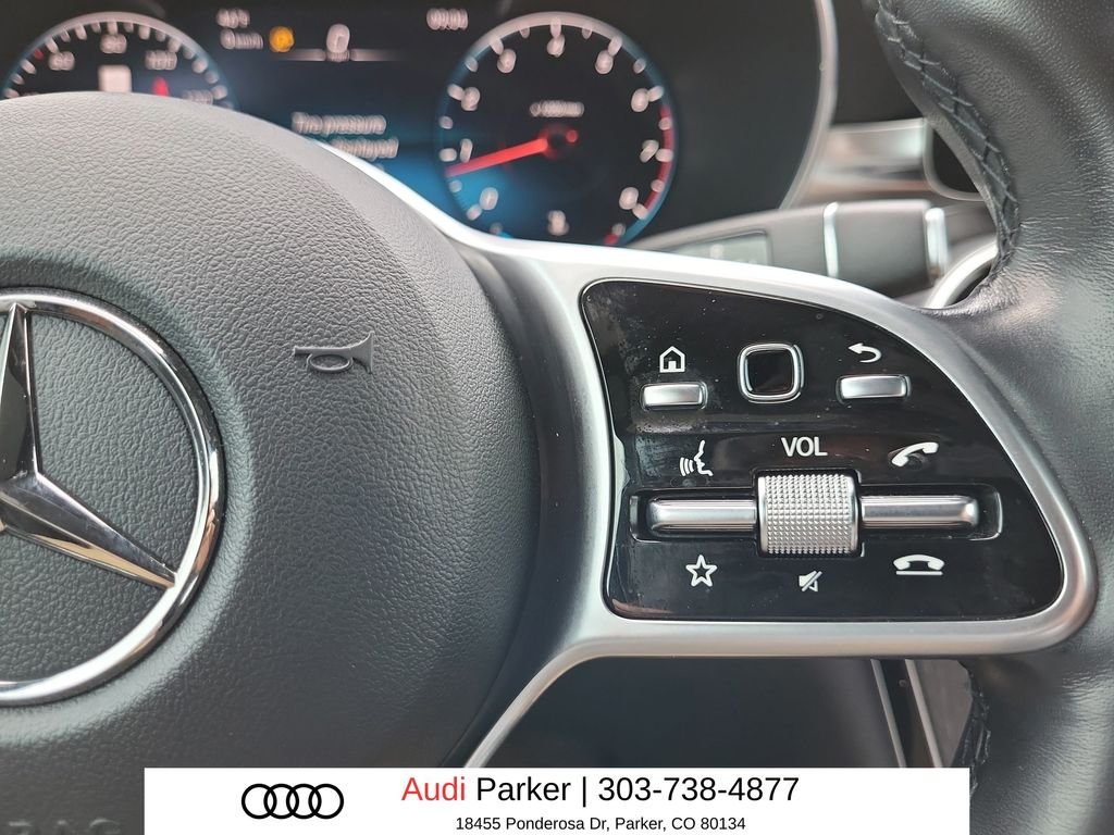 Used 2022 Gray Mercedes-Benz GLC 300 image 18