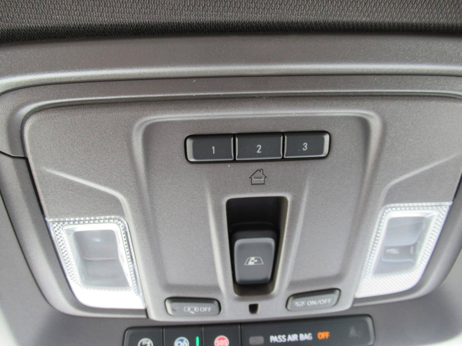 New 2026 Summit White GMC SLT image 30