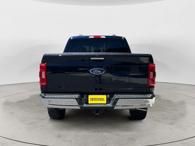 Used 2023 Blue Metallic Ford XLT image 4