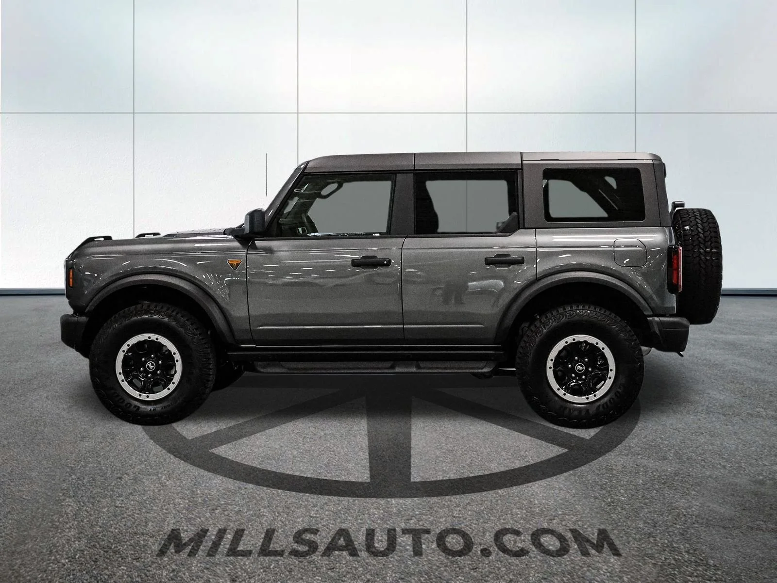 Used 2026 Carbonized Gray Metallic Ford Badlands® image 3