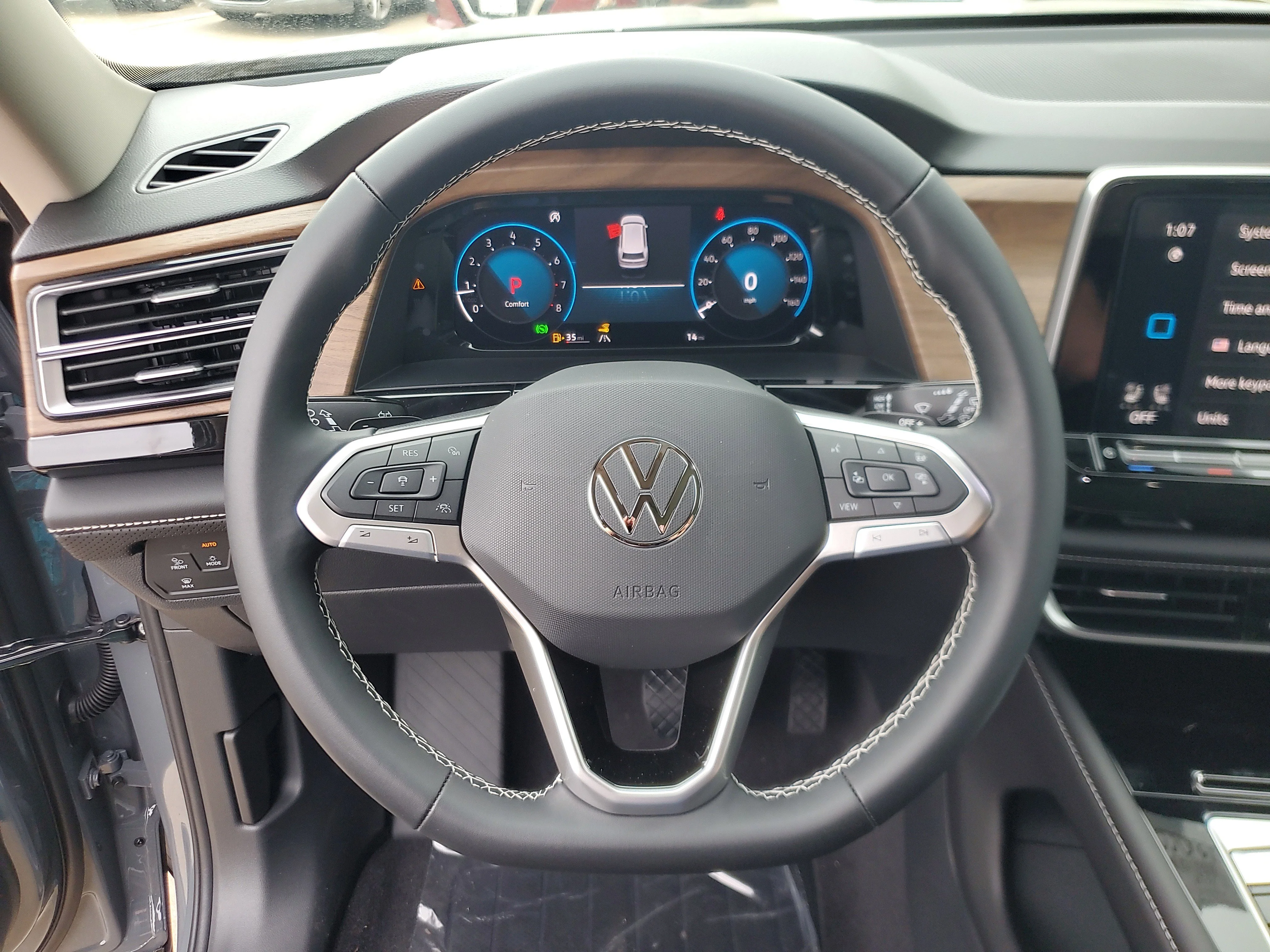 New 2026 Gray Volkswagen 2.0T SE w/Technology image 21