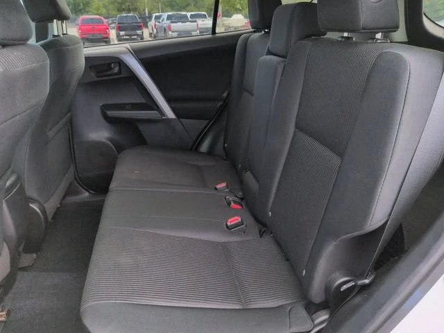 Used 2017 White Toyota LE image 14