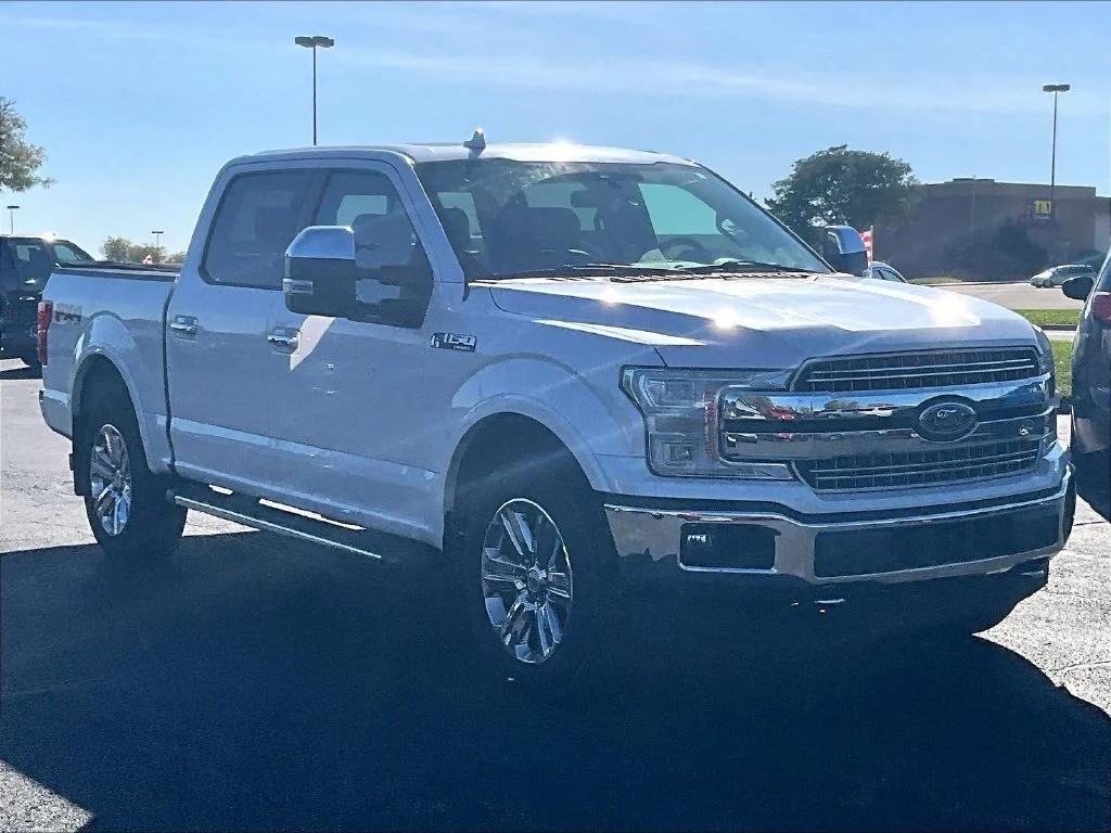 Used 2018 White Ford Lariat image 2