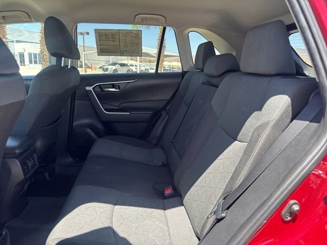 2023 Toyota RAV4 XLE - Photo 10