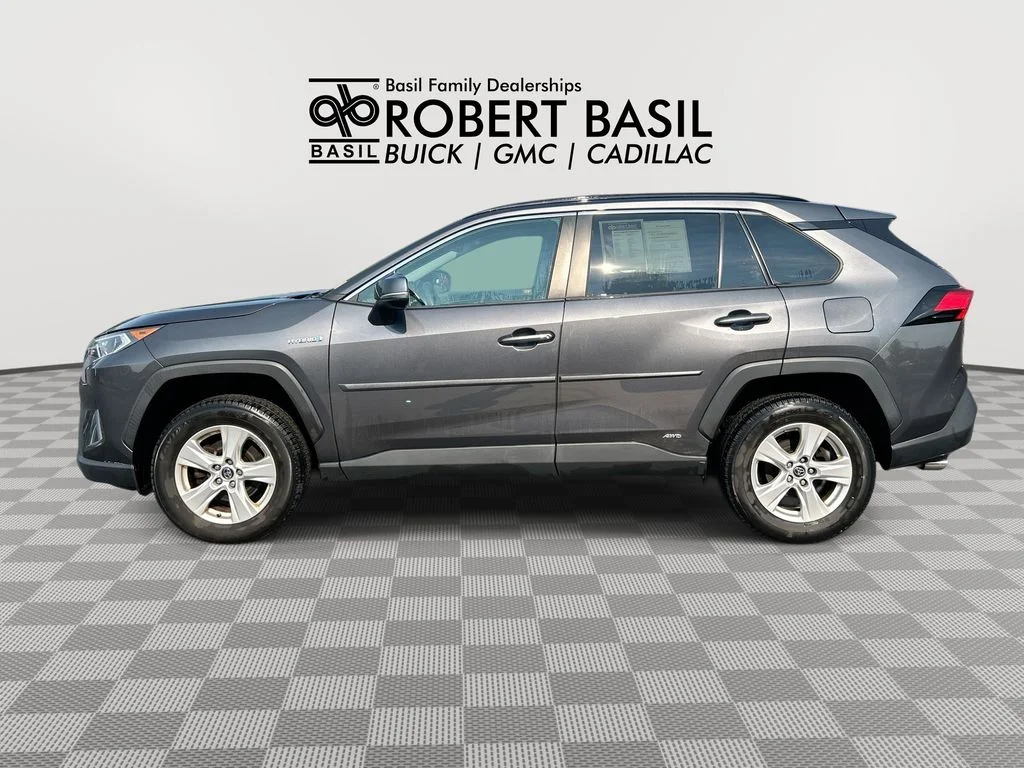 Used 2019 Gray Toyota XLE image 5