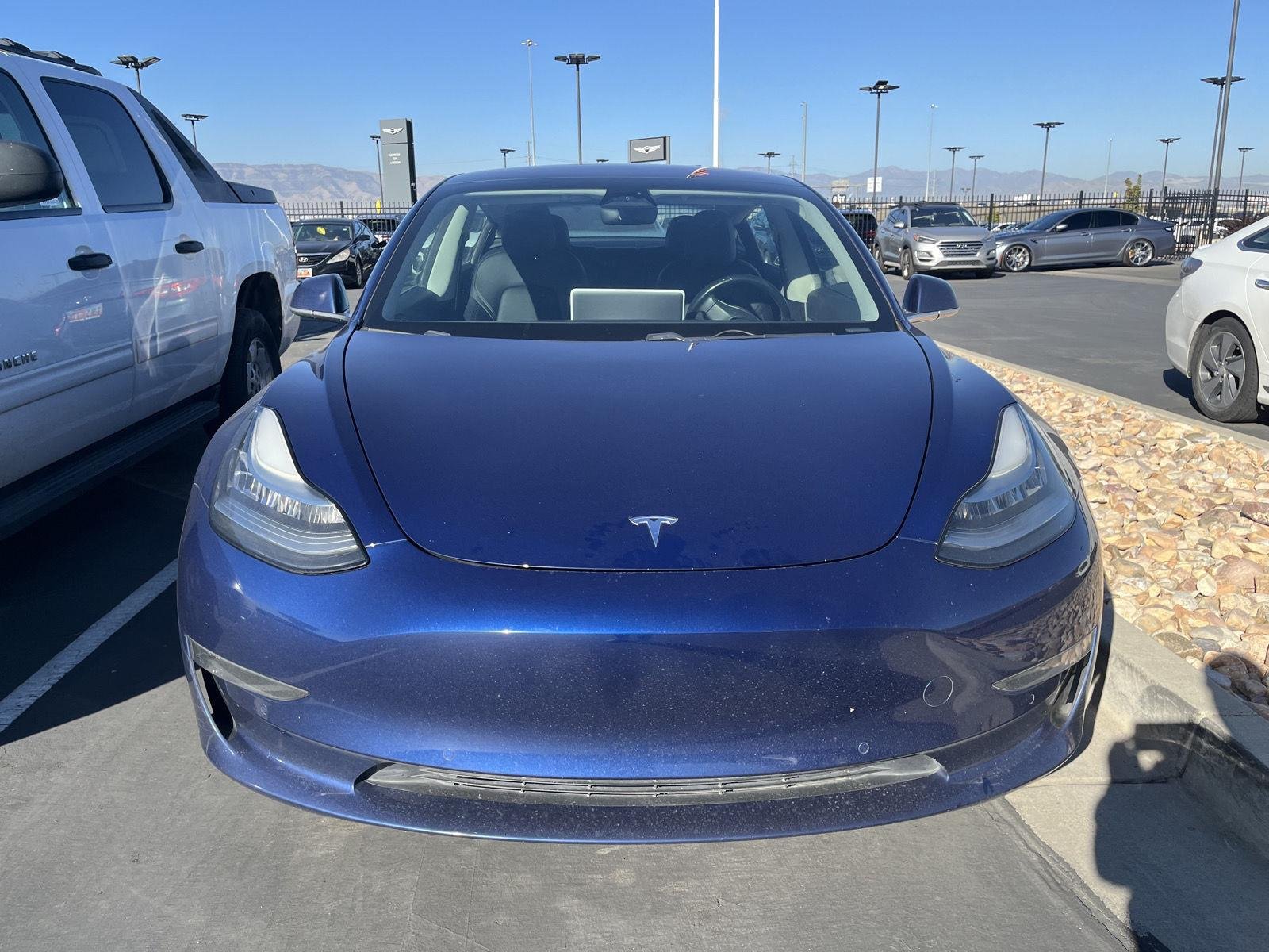 2018 Tesla Model 3 Long Range - Photo 2