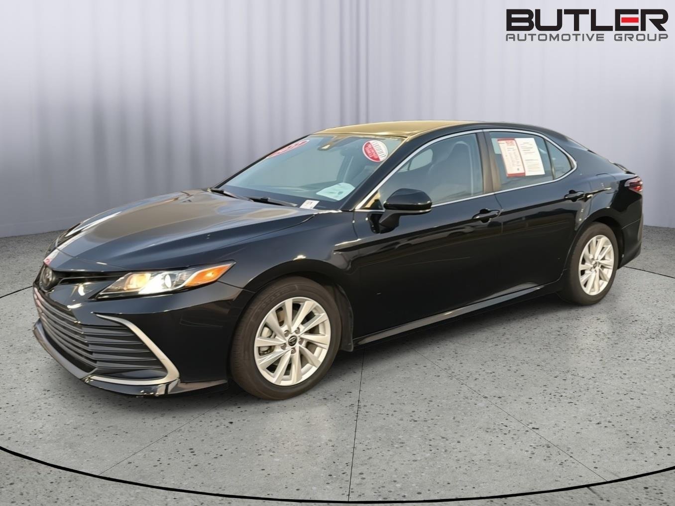 Certified Used 2022 Midnight Black Metallic Toyota LE image 1