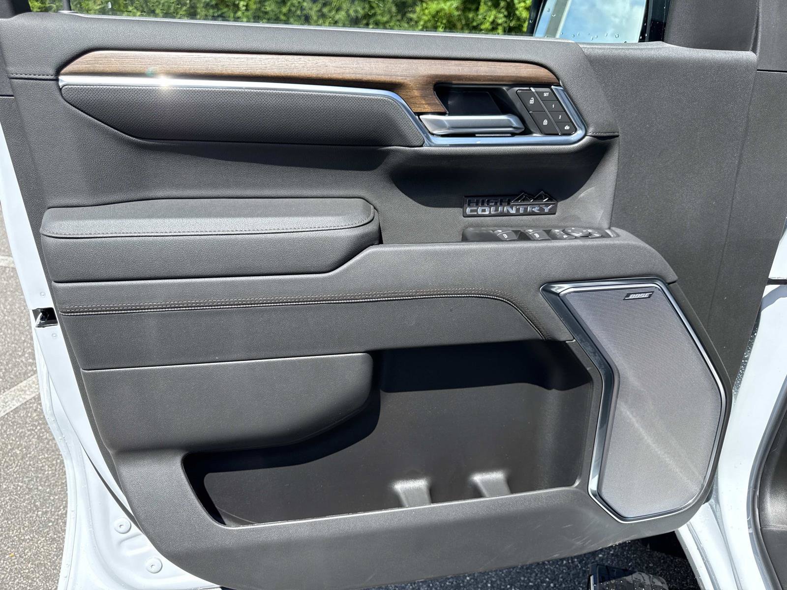 2026 Chevrolet Silverado 1500 High Country - Photo 17