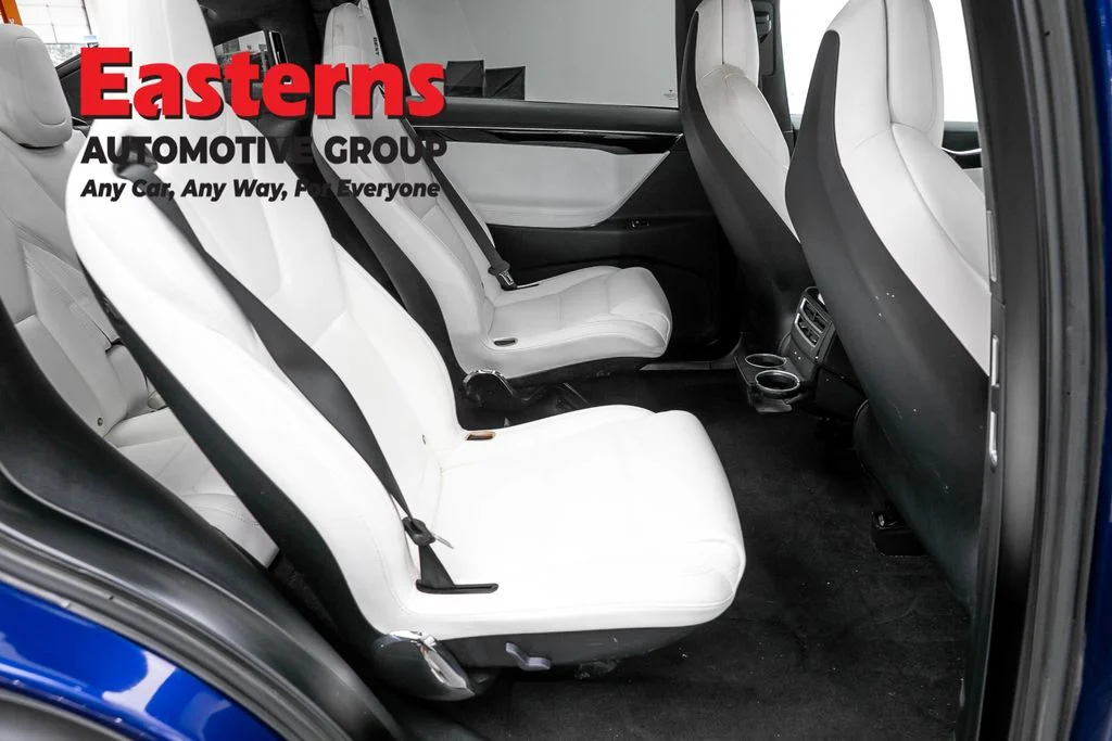 Used 2017 Blue Tesla 100D image 19