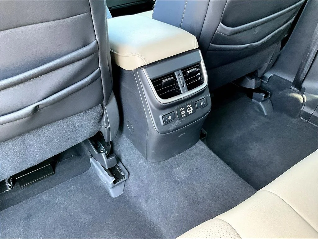 Used 2025 White Subaru Limited image 11