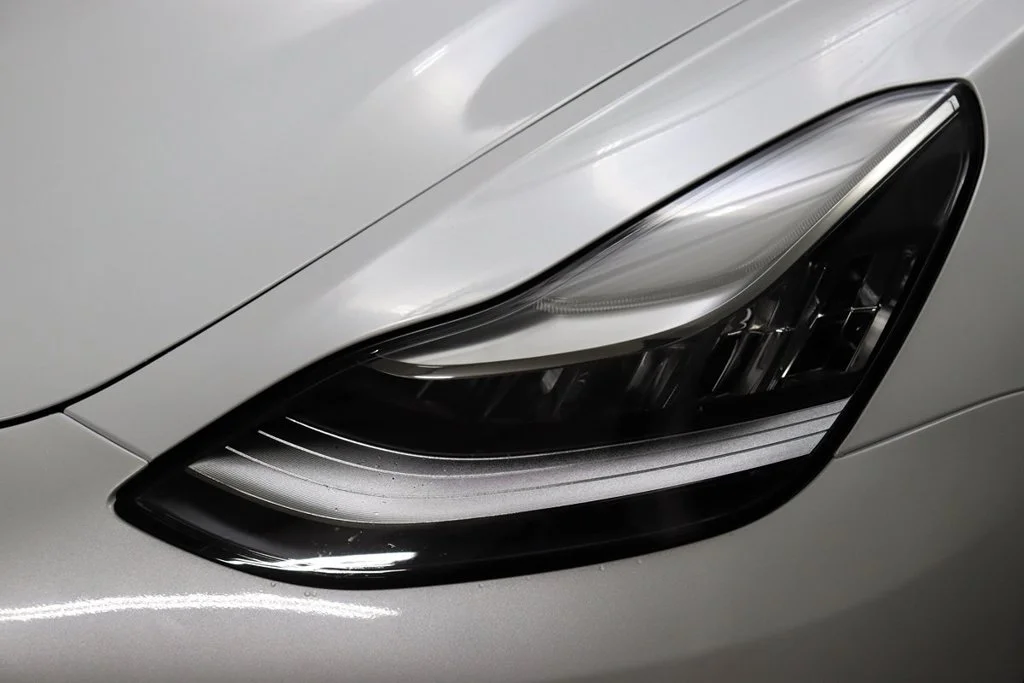 Used 2020 Pearl White Multi-Coat Tesla Long Range image 4