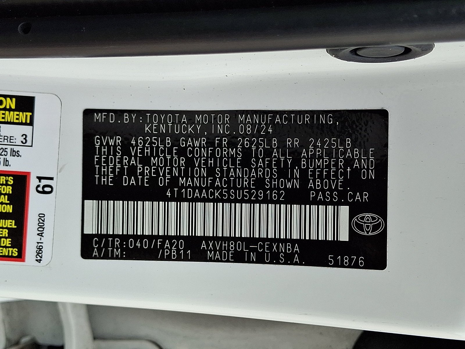Used 2025 Wind Chill Pearl   089 Toyota LE image 26